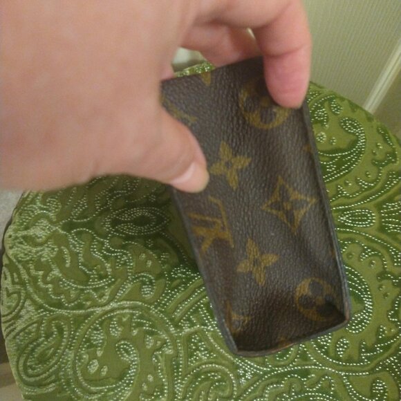 Louis Vuitton Monogram Pouch 12 - Picture 7 of 15